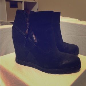 Ugg Australia Myrna Wedge Ankle Booties